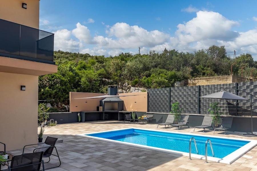 Apartman Avila Marina Bagian luar foto